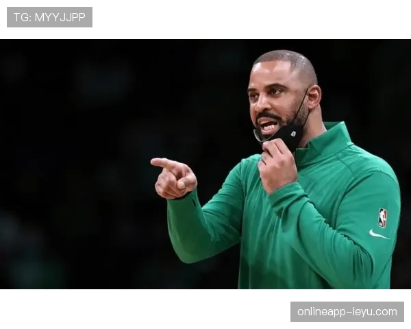 西蒙尼再塑坚固防线,球队防守体系成为业内关注焦点 西蒙尼再塑坚固防线,球队防守体系成为业内关注焦点