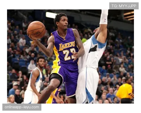 金玟哉闪耀全场,再度引领安联球场新篇章 金玟哉闪耀全场,再度引领安联球场新篇章