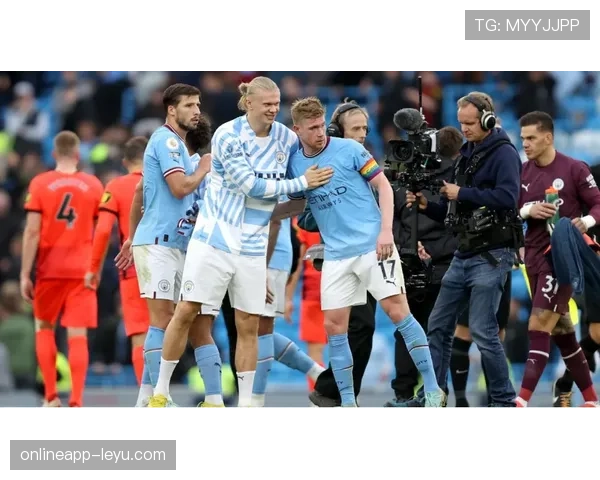 哈兰德单场破门创纪录，神勇表现引爆足坛关注