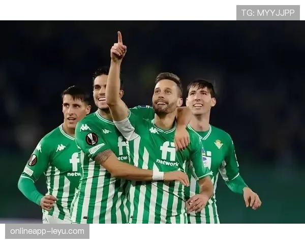 埃尔切定位球破门显战术成效，执行力成西甲亮点