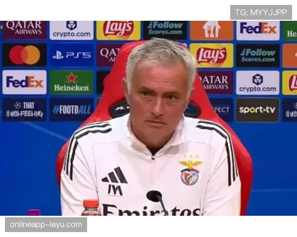 加拉塔萨雷主帅坚持进攻战术，球队状态回暖全力冲击联赛冠军