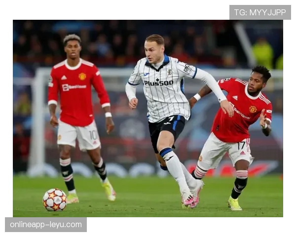 高位压迫与防线暴露：曼联的战术悖论