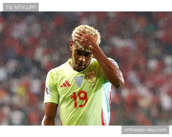 多特争冠稳定性不足:球队关键阶段表现波动,对赛季走势形成制约 多特争冠稳定性不足:球队关键阶段表现波动,对赛季走势形成制约