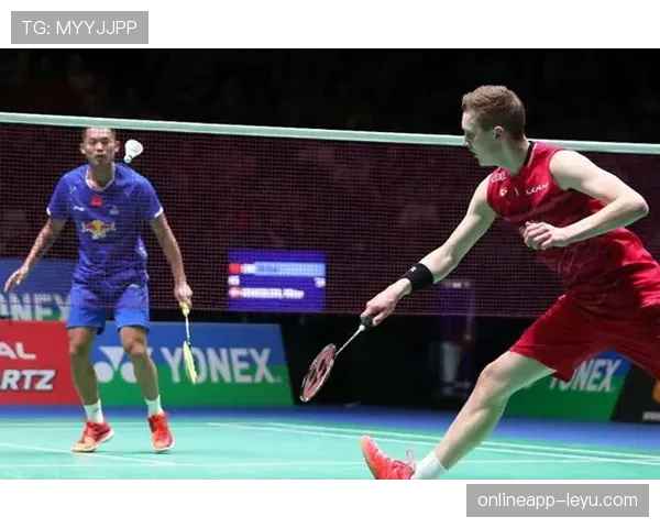 安赛龙每天吃五顿饭，训练完还要称体重